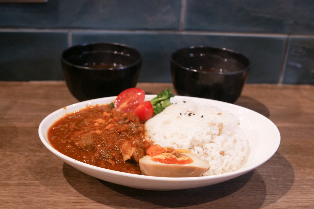 【台北東區美食】 勝利洋食，濃厚系咖哩爆好吃，奢華松露菲力三明治，內有菜單，台北美食/忠孝敦化美食/台北咖哩推薦！ @瑪姬幸福過日子