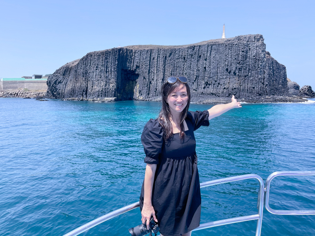 澎湖一日遊｜澎湖東海跳島之旅，海上秘境藍洞牛奶湖，珊瑚礁釣魚浮潛，餵海鷗，海上獨木舟/SUP，還有船長漁家料理！ @瑪姬幸福過日子