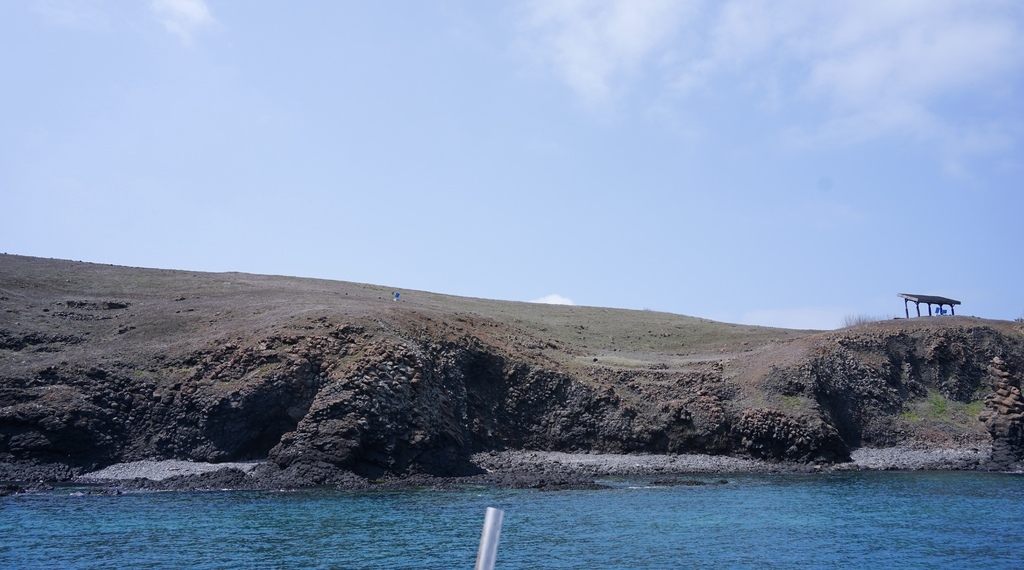 澎湖一日遊｜澎湖東海跳島之旅，海上秘境藍洞牛奶湖，珊瑚礁釣魚浮潛，餵海鷗，海上獨木舟/SUP，還有船長漁家料理！ @瑪姬幸福過日子