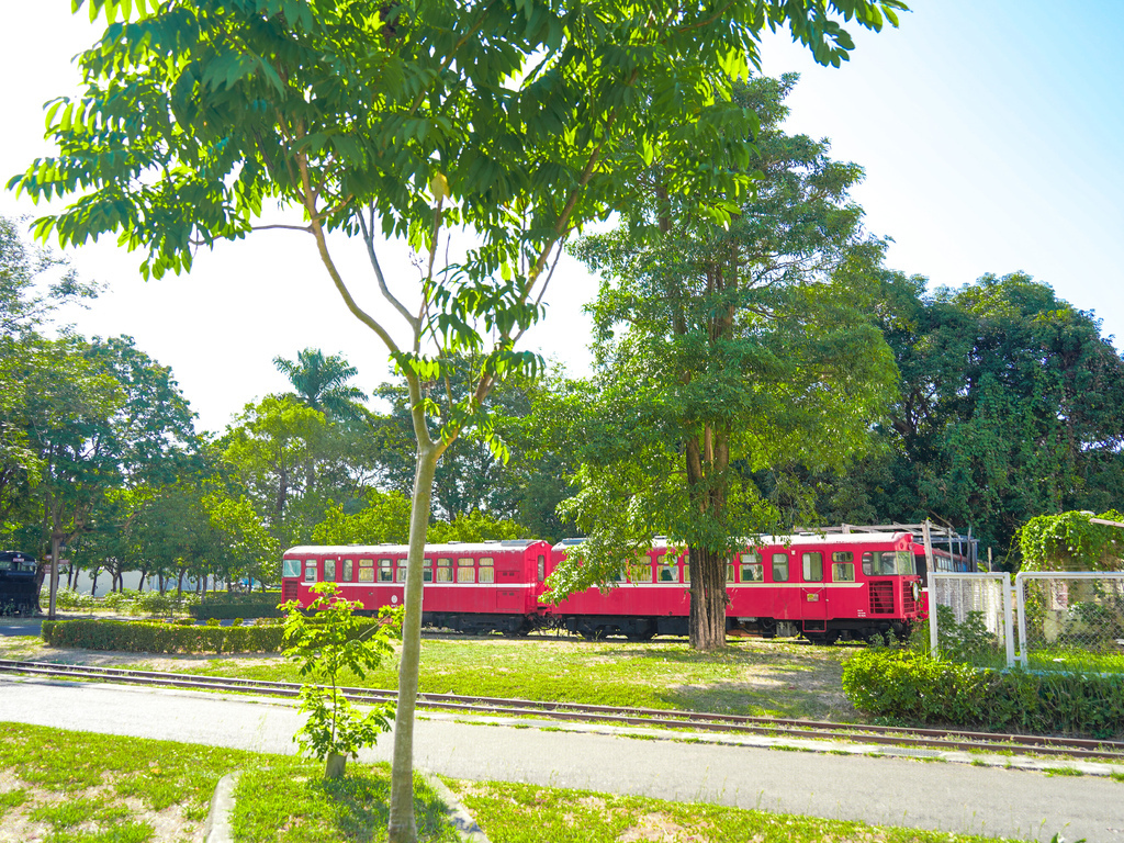 嘉義阿里山森林鐵路車庫園區，鐵道迷的最愛，嘉義親子景點，蒸汽火車超好拍！ @瑪姬幸福過日子