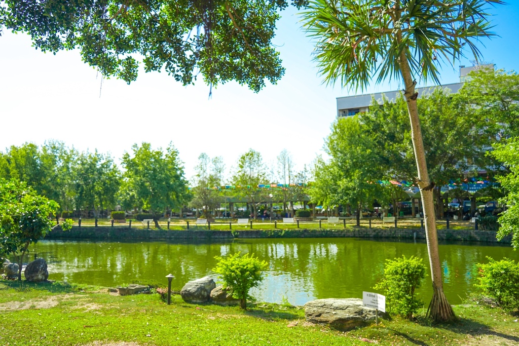 嘉義阿里山森林鐵路車庫園區，鐵道迷的最愛，嘉義親子景點，蒸汽火車超好拍！ @瑪姬幸福過日子