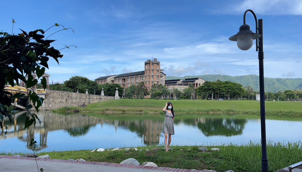 花蓮壽豐景點 ｜東華大學，台灣最美大學，歐式英倫風，湖畔美景好浪漫，超美IG打卡景點！ @瑪姬幸福過日子