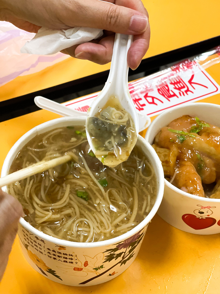 【北投市場美食】   阿玉 大腸麵線.甜不辣(陳家)，北投市場美食! @瑪姬幸福過日子