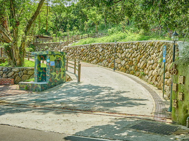 【三芝景點】三芝一日遊，北海岸一日遊超過20個IG景點，三芝秘境景點，海上平台，農場拔野菜，藝文文物全攻略！ @瑪姬幸福過日子