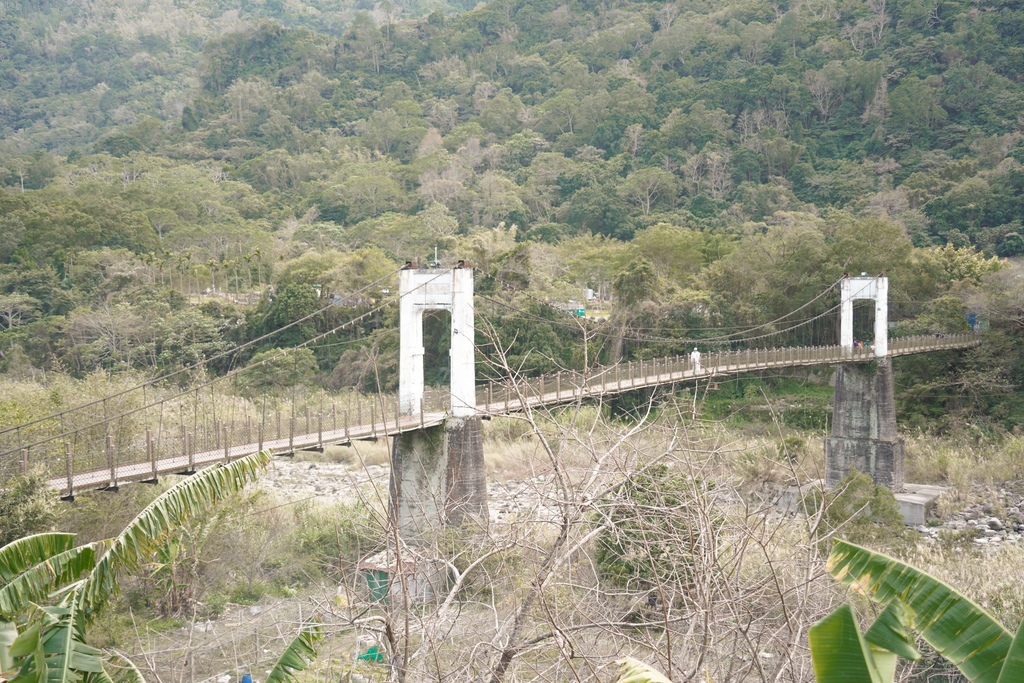 新竹內灣景點｜內灣老街一日遊，必吃美食，老戲院，吊橋，內灣車站IG打卡景點。 @瑪姬幸福過日子