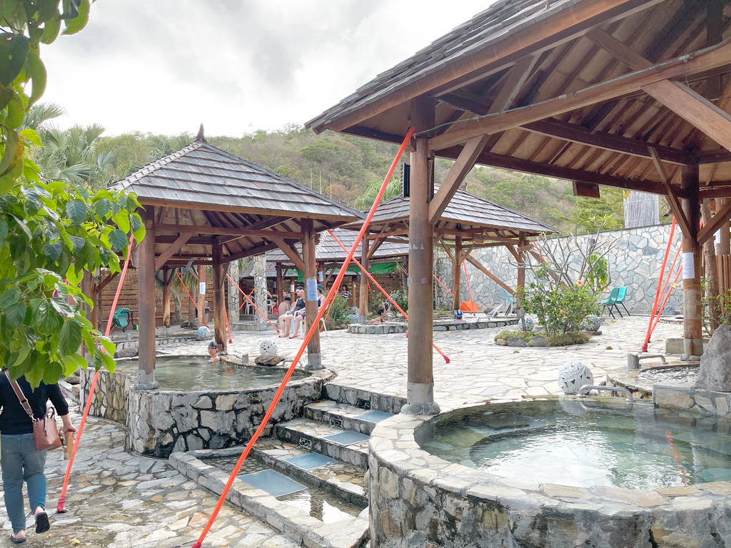 屏東溫泉｜四重溪牡丹風情溫泉行館，大眾泡湯池，由早泡到晚，CP值很高！ @瑪姬幸福過日子